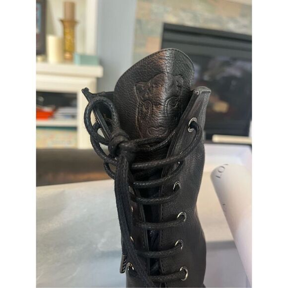 LITA by Ciara Chelsea Lace up Leather Boots - Picture 2 of 7